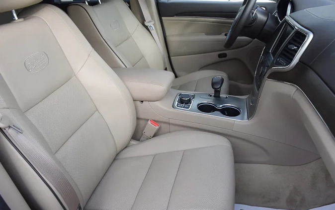Jeep Grand Cherokee cena 89900 przebieg: 195000, rok produkcji 2015 z Wojkowice małe 781
